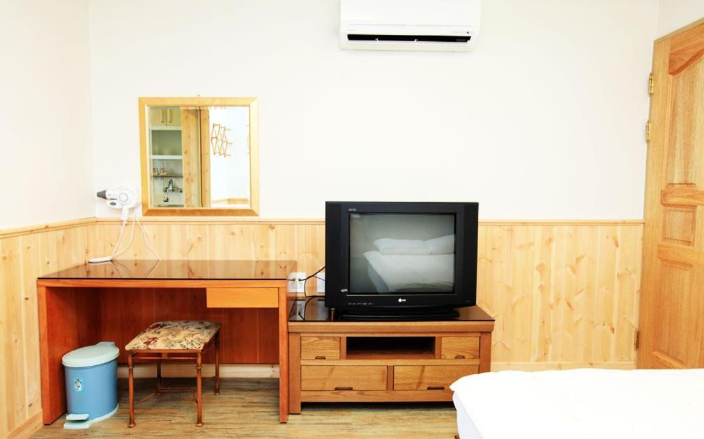 Haesung Pension ซอกวีโพ ภายนอก รูปภาพ