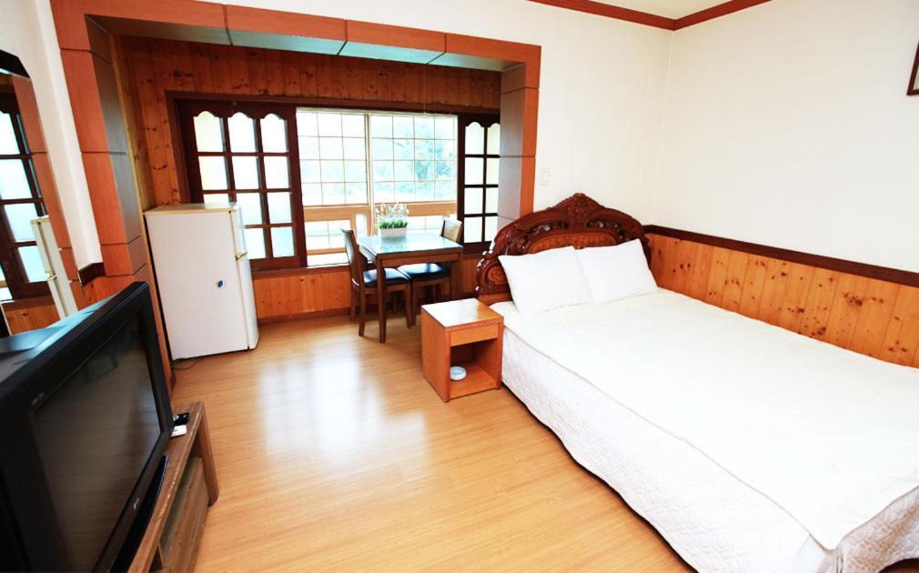 Haesung Pension ซอกวีโพ ภายนอก รูปภาพ
